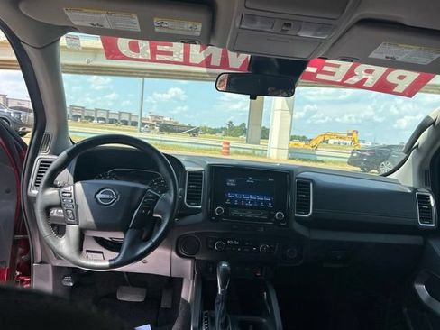 Used 2024 Nissan Frontier SV w/ SV Convenience Package RWD image 34