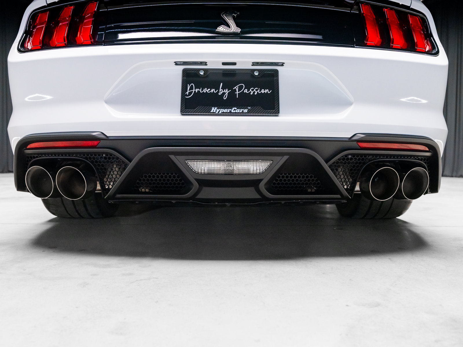 Used 2021 Ford Mustang Shelby GT500 w/ Carbon Fiber Track Pack RWD image 42