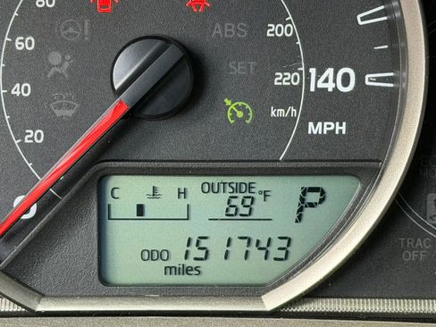Used 2015 Toyota RAV4 XLE AWD/4WD image 24