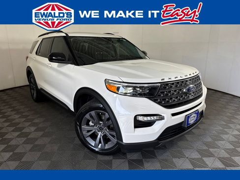 Used 2023 Ford Explorer XLT w/ XLT Sport Appearance Package AWD/4WD image 1