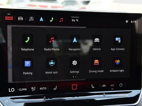 New 2026 Volkswagen GTI SE FWD image 14
