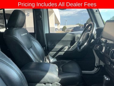 Used 2016 Jeep Wrangler Unlimited Rubicon AWD/4WD image 11