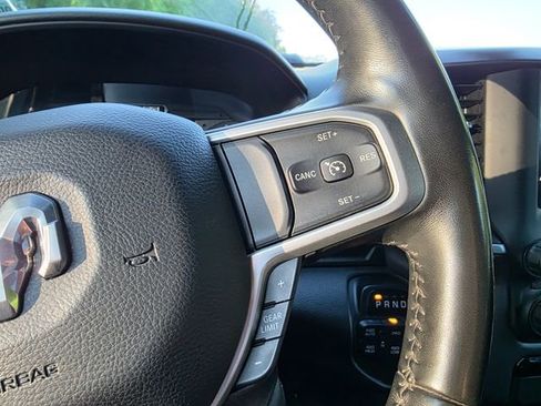 Used 2022 RAM 1500 Big Horn AWD/4WD image 30
