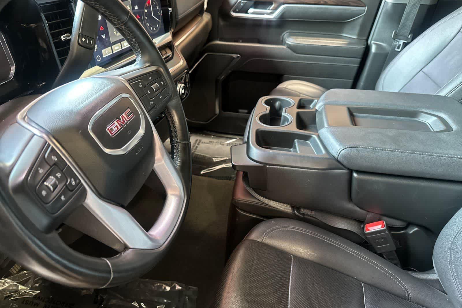 Used 2025 GMC Sierra 1500 SLT RWD image 12
