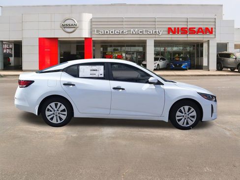New 2025 Nissan Sentra S image 2
