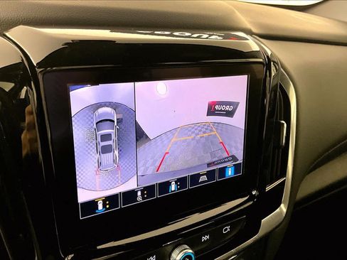 Used 2023 Chevrolet Traverse RS FWD image 26