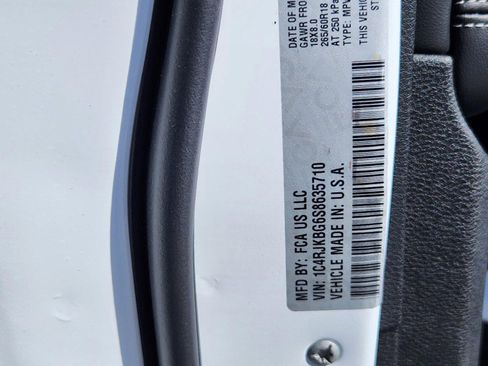 New 2025 Jeep Grand Cherokee L Limited w/ Trailer Tow Package image 24