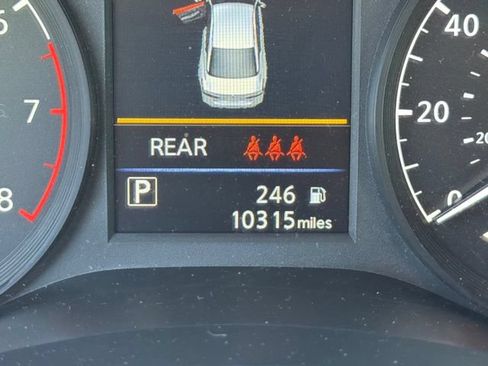 Used 2025 Nissan Altima 2.5 S FWD image 36