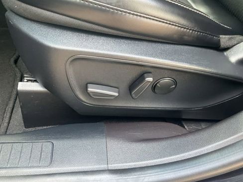 Used 2024 Ford Escape SE FWD image 7