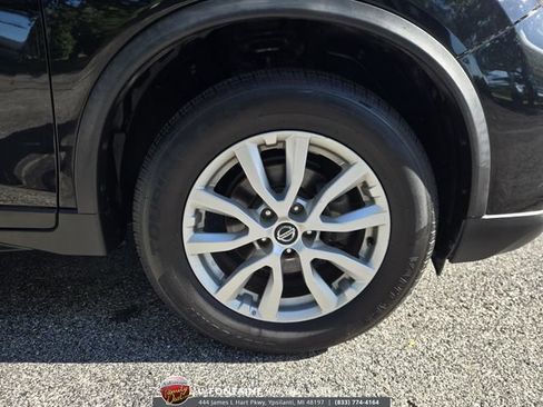 Used 2020 Nissan Rogue SV AWD/4WD image 31