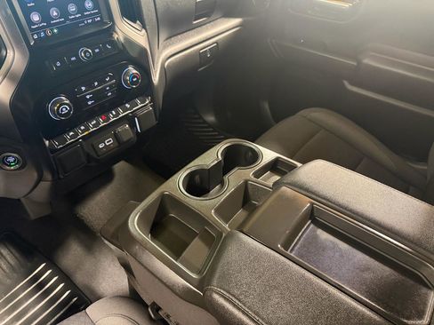 Used 2022 Chevrolet Silverado 1500 Custom Trail Boss image 21