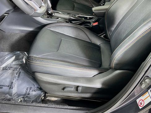 Used 2019 Subaru Crosstrek 2.0i Limited w/ Moonroof Package w/Navigation AWD/4WD image 19
