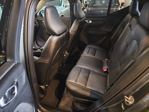 Certified 2026 Volvo XC40 B5 Core w/ Climate Package AWD/4WD image 12