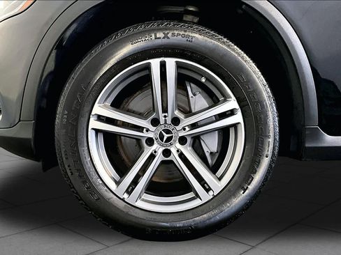 Used 2020 Mercedes-Benz GLC 300 4MATIC image 11