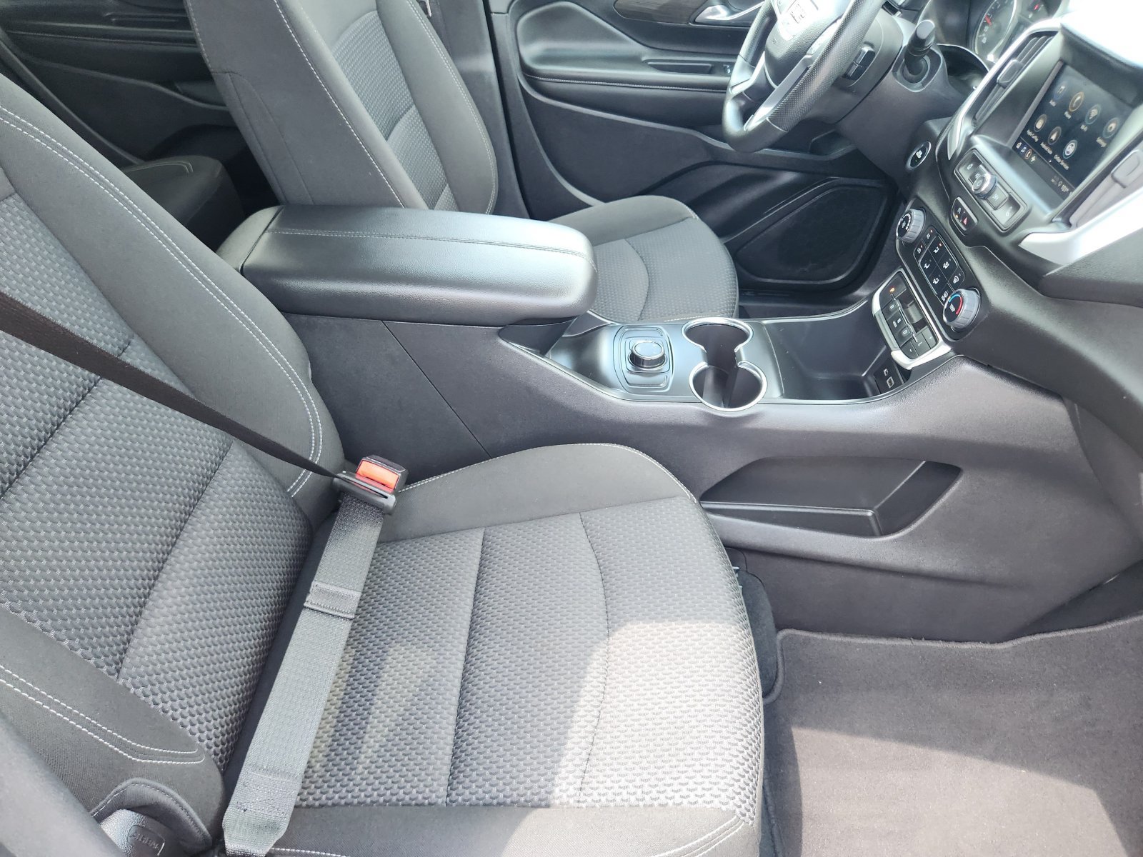 Certified 2024 GMC Terrain SLE AWD/4WD image 16