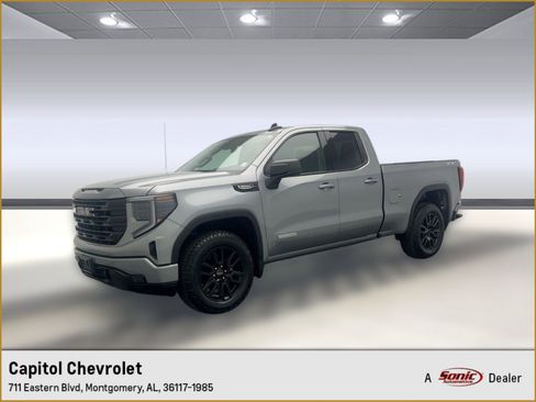 Used 2025 GMC Sierra 1500 Elevation image 1
