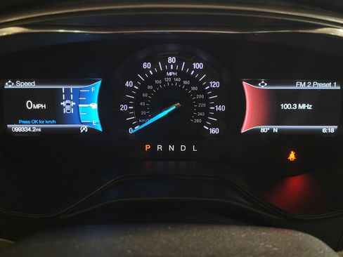 Used 2020 Ford Fusion SE FWD image 23