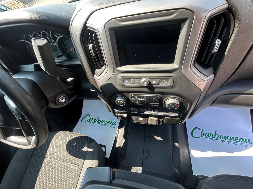 Used 2020 Chevrolet Silverado 1500 Custom Trail Boss w/ Custom Convenience Package AWD/4WD image 15