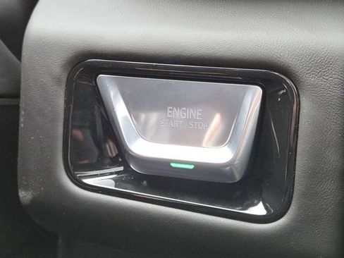 New 2026 GMC Yukon XL AT4 Ultimate w/ LPO, Illumination Package AWD/4WD image 16