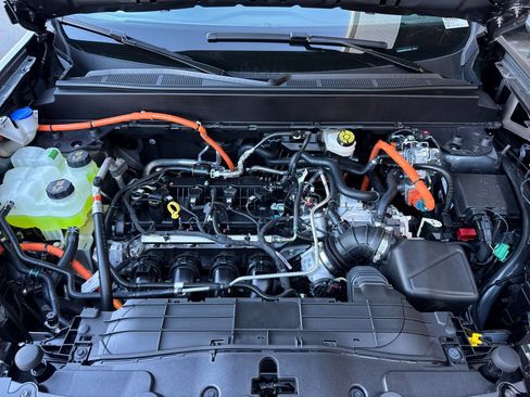 New 2026 Ford Maverick XLT w/ Equipment Group 301A image 31