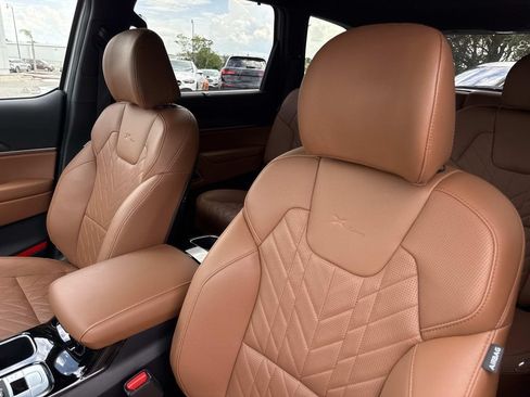 Used 2025 Kia Telluride EX X-Line AWD/4WD image 22
