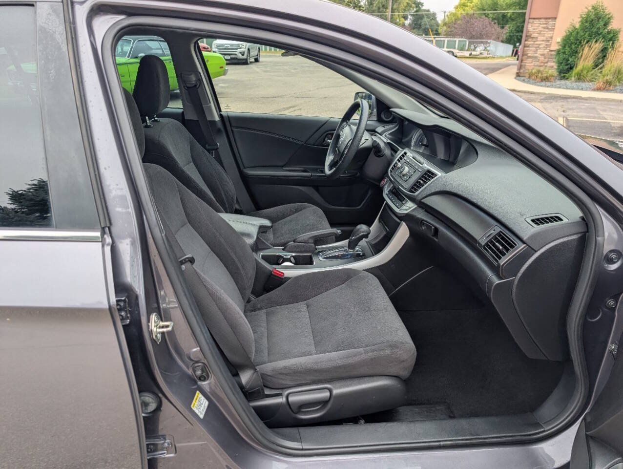 Used 2015 Honda Accord EX image 11