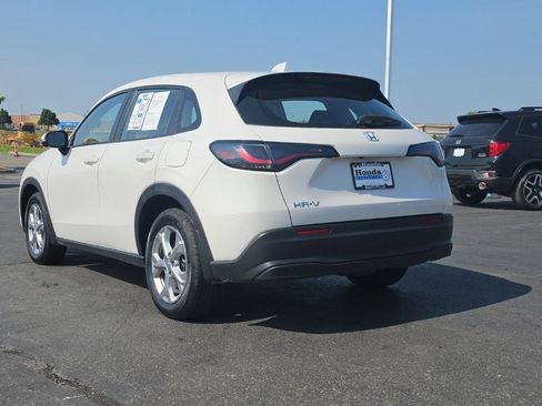 Used 2025 Honda HR-V LX image 5