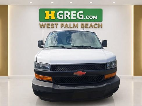 Used 2021 Chevrolet Express 2500 RWD image 7
