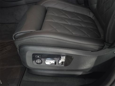 New 2026 BMW X5 xDrive40i w/ M Sport Package image 28