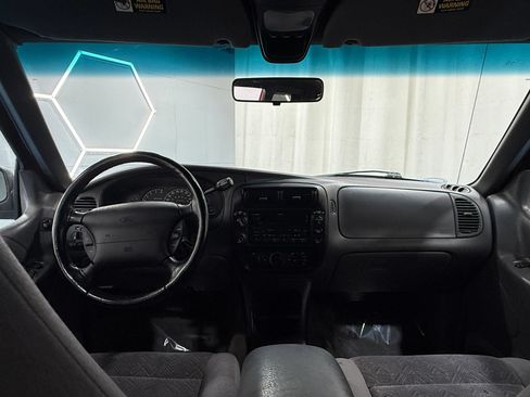 Used 1999 Ford Explorer 4WD 4-Door image 18