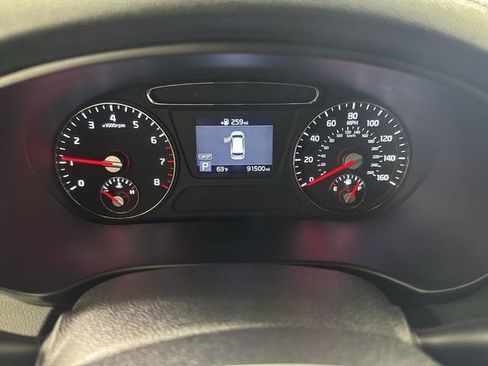 Used 2020 Kia Sorento S image 16