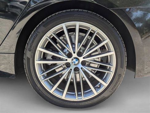 Used 2018 BMW 530e RWD image 16