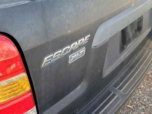 Used 2002 Ford Escape XLT image 5