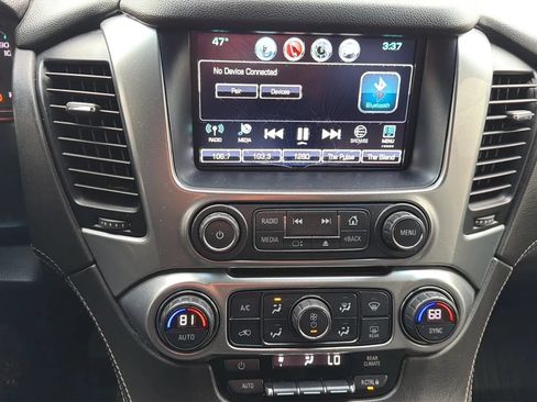 Used 2019 Chevrolet Tahoe LS AWD/4WD image 17