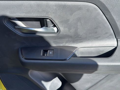 New 2026 Nissan Kicks SR image 27