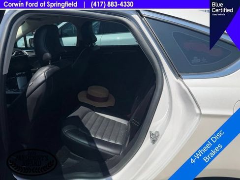 Used 2017 Ford Fusion SE w/ Fusion SE Technology Package FWD image 13