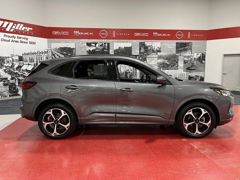 Used 2023 Ford Escape ST-Line Select w/ Tech Pack #1 image 2
