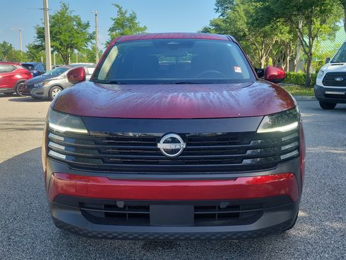 Certified 2025 Nissan Kicks SV FWD image 2