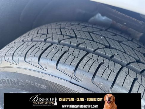 Used 2022 Chevrolet Equinox LT AWD/4WD image 15