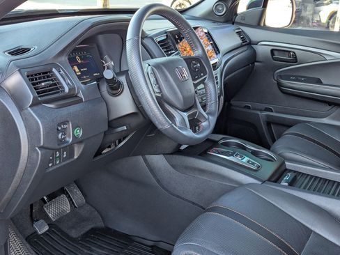 Used 2022 Honda Passport TrailSport image 13