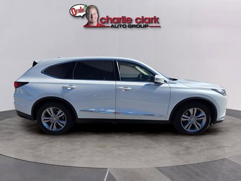 Used 2023 Acura MDX SH-AWD image 7