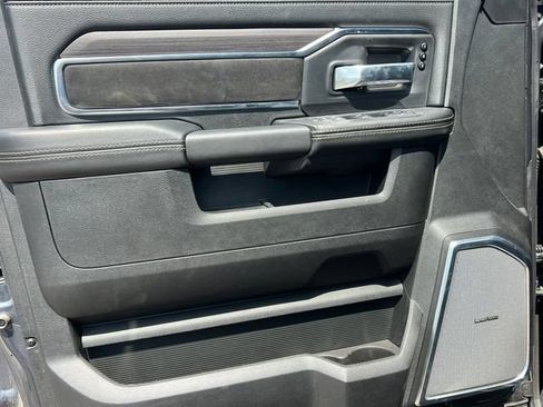 Used 2025 RAM 2500 Laramie AWD/4WD image 16
