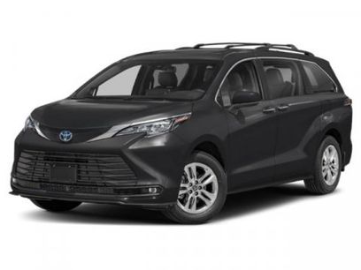 New 2025 Toyota Sienna XLE Woodland Edition