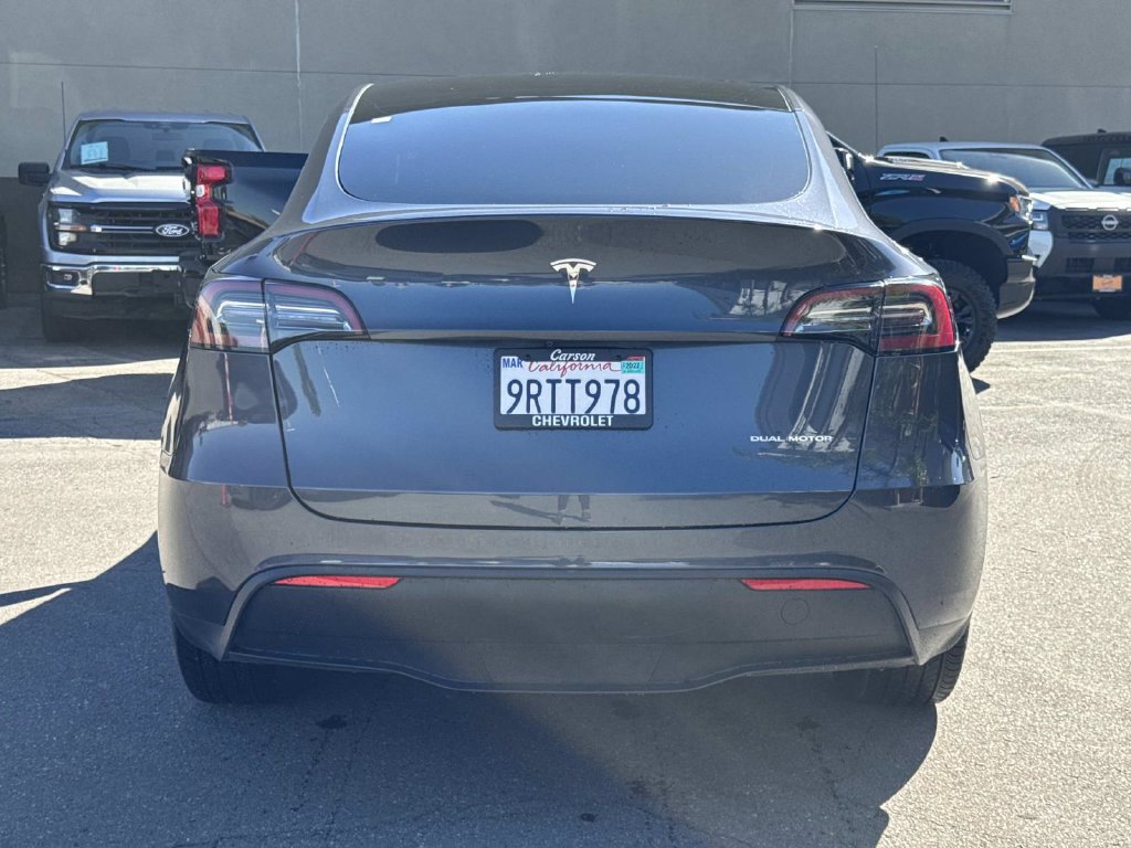 Used 2023 Tesla Model Y Long Range AWD/4WD image 4