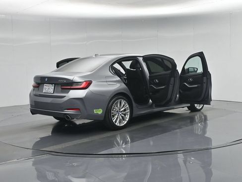 Used 2023 BMW 330e w/ Convenience Package RWD image 33