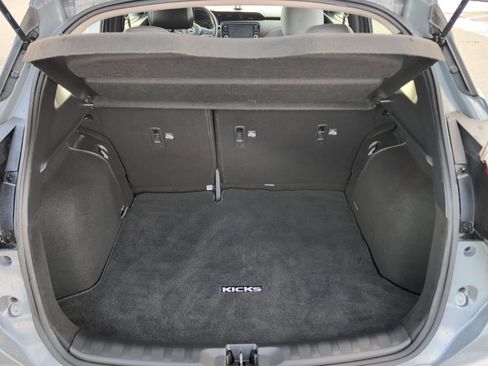 Used 2022 Nissan Kicks SR w/ Premium Package image 16