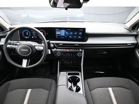 Certified 2025 Hyundai Sonata SEL image 12