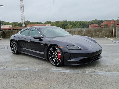 Used 2025 Porsche Taycan 4S image 3