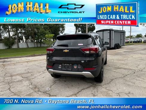 Used 2022 Chevrolet TrailBlazer LT w/ Convenience Package FWD image 10