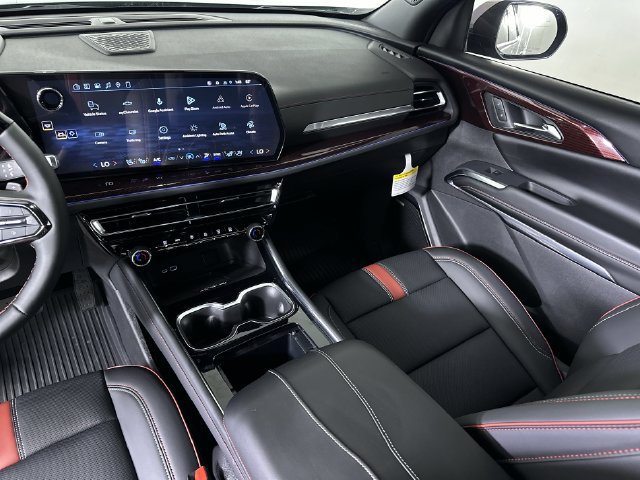 New 2027 Chevrolet Traverse RS w/ LPO, Floor Liner Package FWD image 37